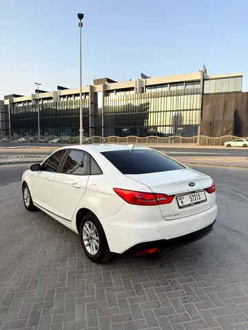 صورة 5 لـ 2020 FORD ESCORT
