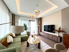 FULLY FURNISHED | CITY WALK EXPERT | VACANT