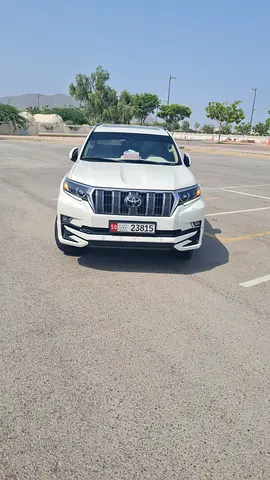 Toyota Prado VXR 2023 GCC Specs - very clean ,low millage ,price is neogosiable