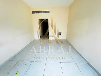Specious 2bhk apartment for family just 40k