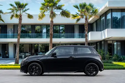 صورة 2 لـ 2025 MINI COOPER