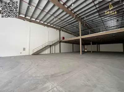 Warehouse with Mezzanine for Rent in Umm Al Quwain | 21,000 Sq. Ft. | 40 KW Power | AED 700,000