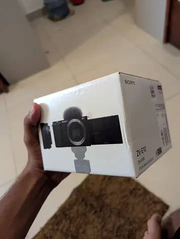 Sony zv e10k and Sony 50mm f/1.8 Lens