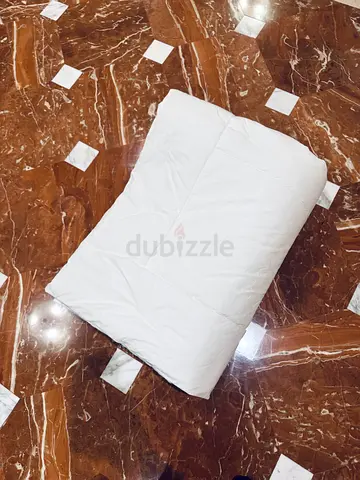 White Comforter / Duvet - Single, Lightly Used