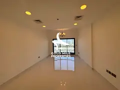 Premium & Spacious - 1+Store - Close to Metro - Executive Family Building