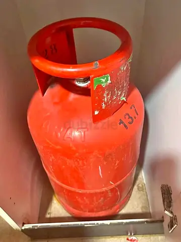 EMIRATES dubai Cylinder empty 14kg