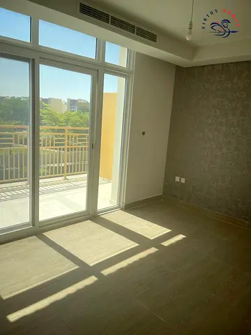 Elegant 3BR villa/Damac Hills 2 Aquilegia,specious Layout ,great Investment