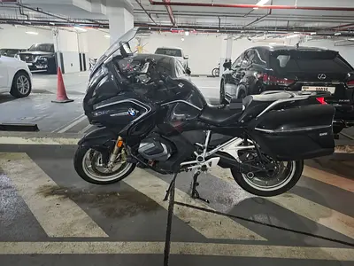 2023 BMW R 1250 RT (GCC Specs)