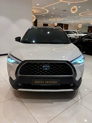 Toyota Corolla Cross 2024 GLI Hybrid GCC Specs