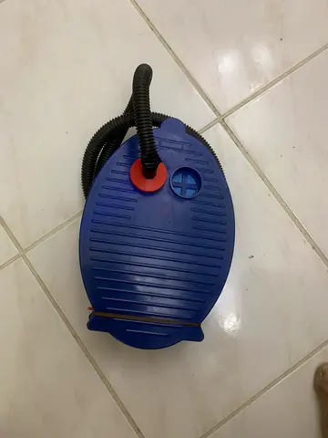 Blue Foot Air Pump / Inflator (Manual, single-stroke) for balloons