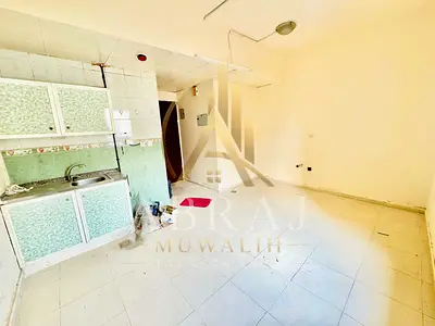 School Zone || Amazing studio Available for Family || Prime Location