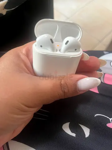 Apple AirPods with Charging Case