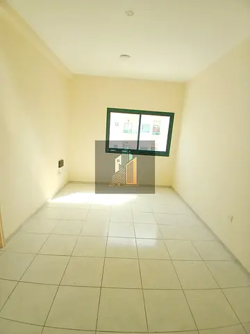 NEAR NESTO AND KUCHA PARKING, FAMILY BUILDING NEAT AND CLEAN