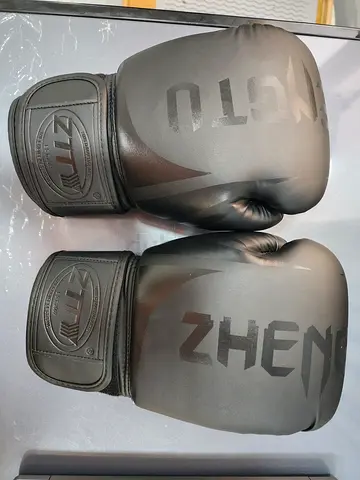 Brand-New Zhengtu Boxing Gloves