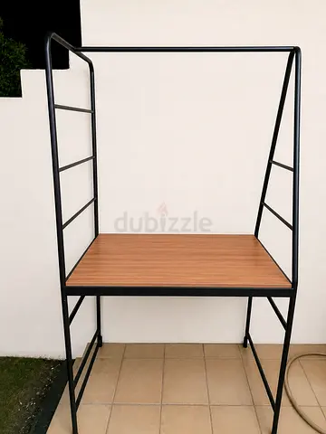 IKEA HÅVERUD brown/black bar table, seats 4. Only used indoors