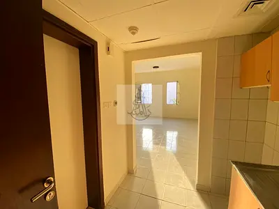 شقة استوديو مشرقة | المدينة الدولية في بلاد فارس | وحدة غير مفروشة