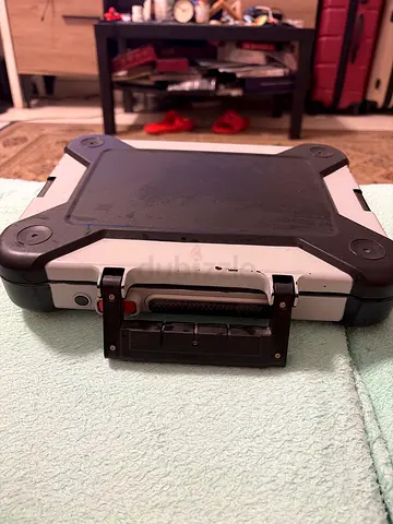 2018 Hasbro The Lie Detector Game With Cards (Batteries Not Included)