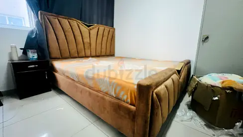 King Size Brown Wooden Bed for Sale