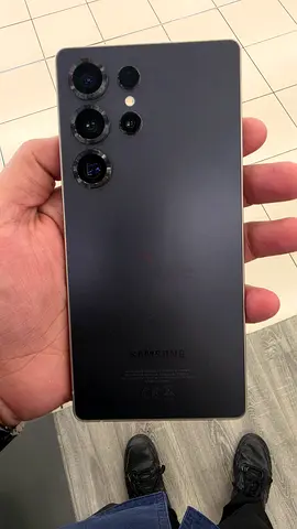 Samsung Galaxy S25 ultra Black Under warranty till November 2026