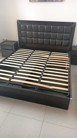 Free Mattress & Bed & Stand