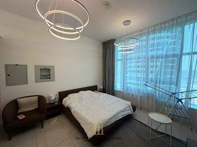 LUXURY LIVING - PRIME LOCATION - FULLY FURNISHED