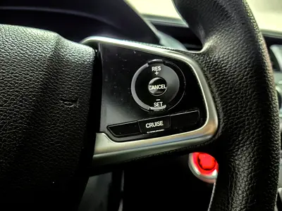 2016 Honda CIVIC thumbnail 13