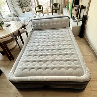 Self-Inflatable Air Bed with Built-in Headboard by INTEX