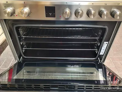 Hoover freestanding gas/electric range with oven - good condition