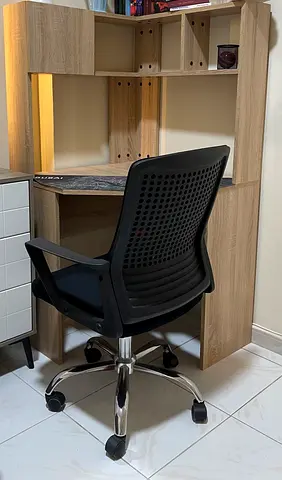 Compact oak finish study desk with overhead shelves