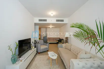 1BR With Balcony | High Floor | Beach Access