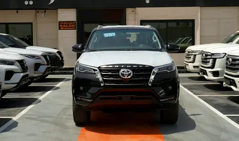2026 Toyota FORTUNER — фото 2