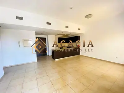 2 Bedroom Apartment I Open Kitchen I Balcony