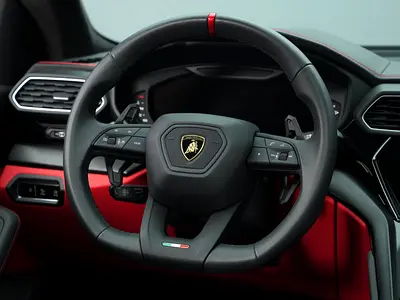 2024 Lamborghini URUS — миниатюра 10