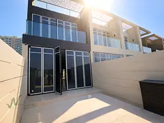 Single Row | Luxury Smart Home | Close to School | Ready