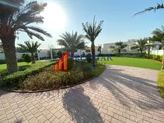 CONTEMPORARY | SHARED POOL+GYM | 4BR+MAIDS | BIG PRIVATE GARDEN