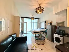 Bright Unit | Open Layout | Furnished