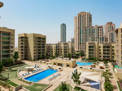 Turnkey | Pool View | Large and Rare Layout