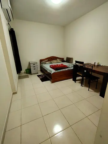 Master bedroom available for rent