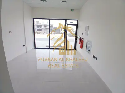 Brand New | Washroom | Suitable for Coffee Shop, Grocery, Saloon, Laundry
