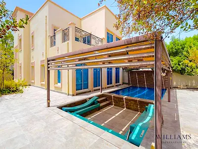 3,900 SQ FT BUA | EXTENDED | VACANT | RENO OPP