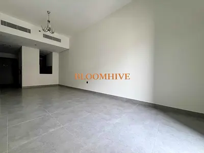 SPACIOUS 2BR WITH SEPARATE STORAGE & LAUNDRY ROOM