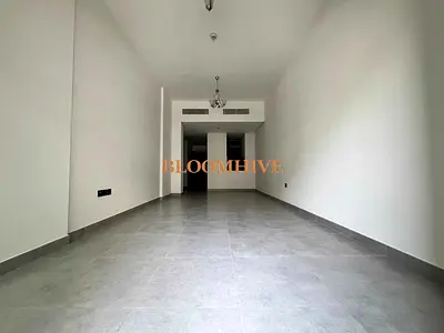 SPACIOUS 2BR WITH SEPARATE STORAGE & LAUNDRY ROOM