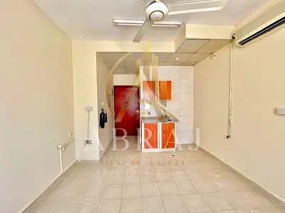 Lavish studio full family building near to Jim's school 17990