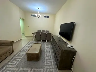 غرفتين و  صاله / مفروشه فرش كامل  / شامل الفواتير  / قريبه من ميغا مول / القاسميه  / الشارقه