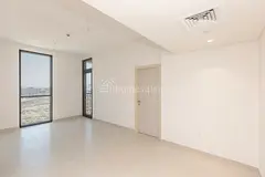 Vacant | Spectacular Unit | Spacious