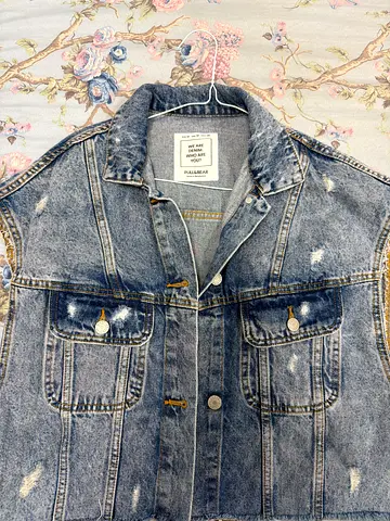 Classic acid-wash denim jacket, size M