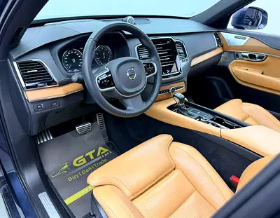 2020 Volvo XC90 — фото 10