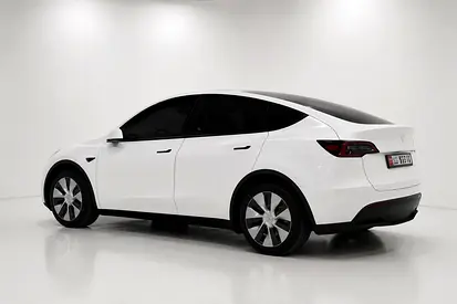 صورة 2 لـ 2024 Tesla MODEL Y