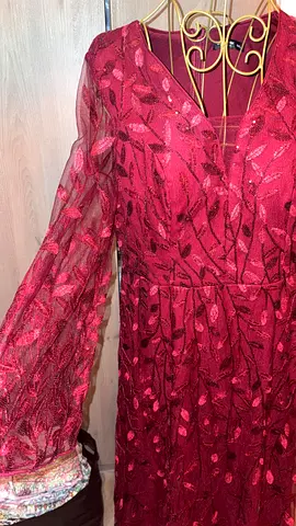 Red embroidered long sleeve women's dress - size xl