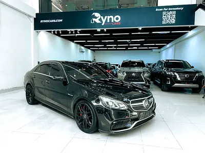 2010 Mercedes-Benz E 63 AMG 6.3L V8 // Cash / Credit Card